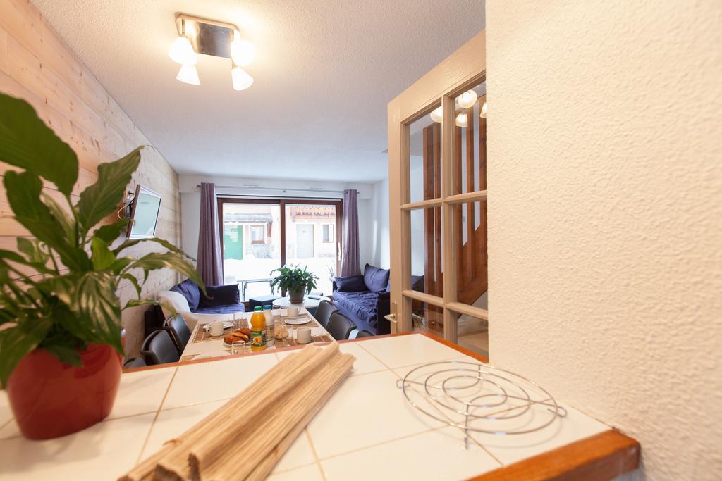 Les Chalets Du Jardin Alpin La Salle-les-Alpes Exterior foto